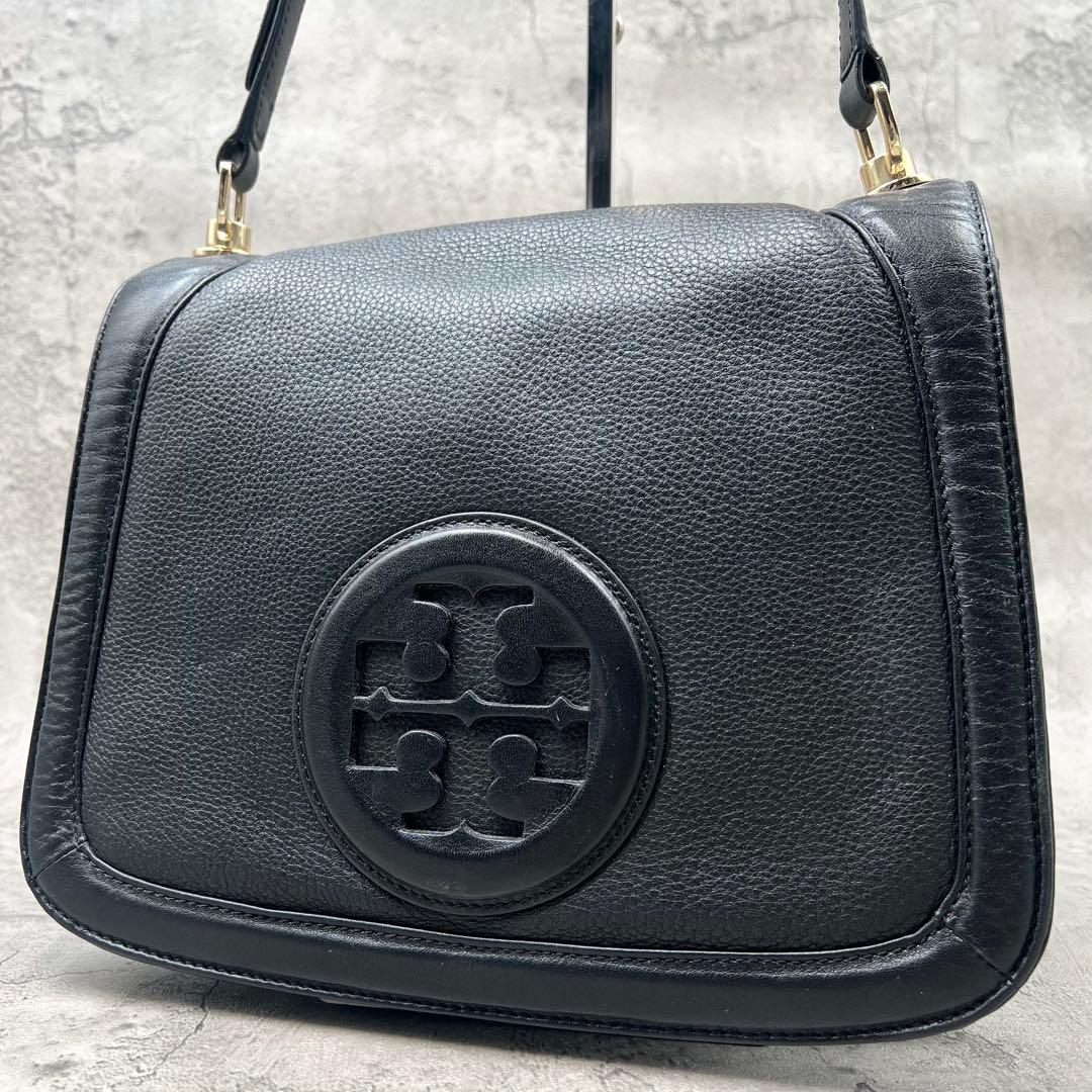 極美品✨トリーバーチ　ショルダーバッグ　デカロゴ　フラップ　レザー　ブラック