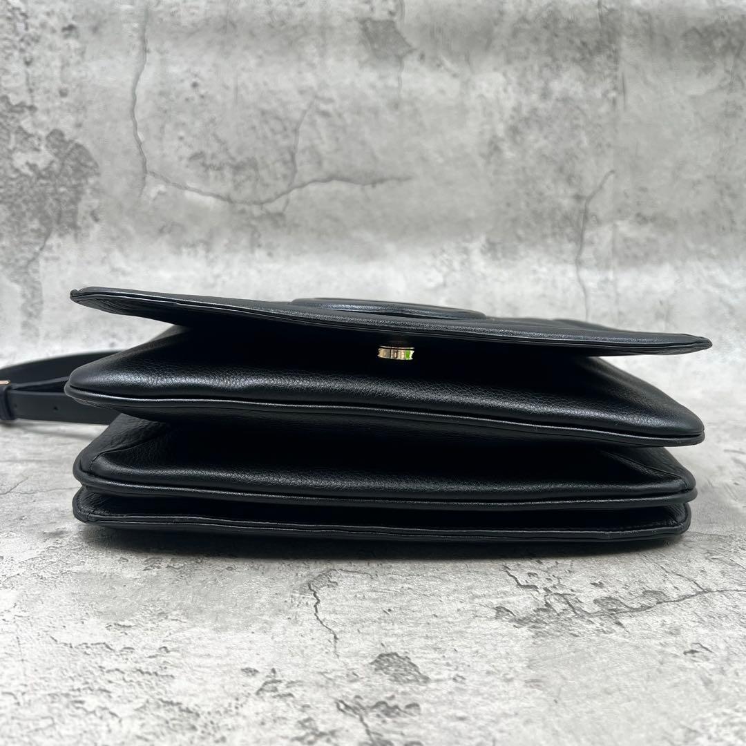 極美品✨トリーバーチ　ショルダーバッグ　デカロゴ　フラップ　レザー　ブラック