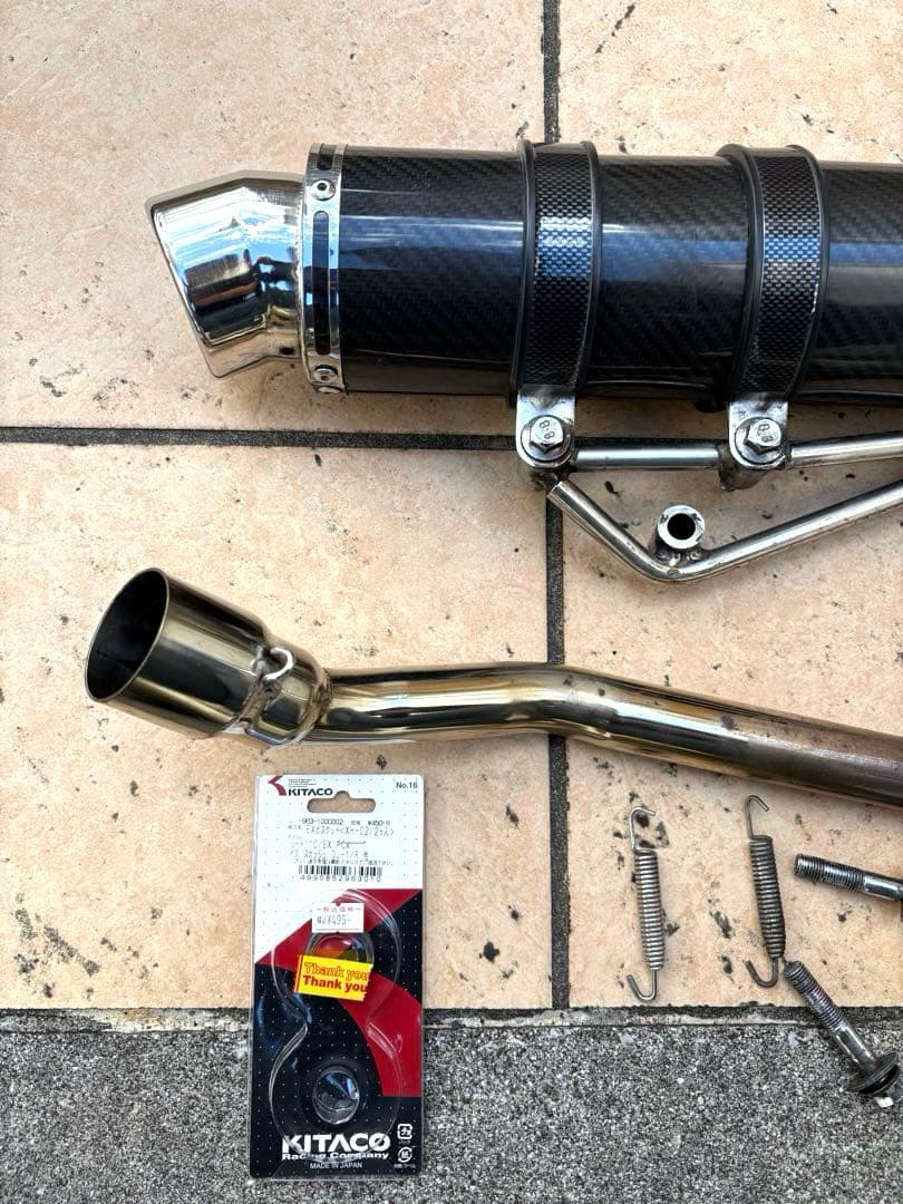 pcx125 JF28 前期　カーボン調マフラー