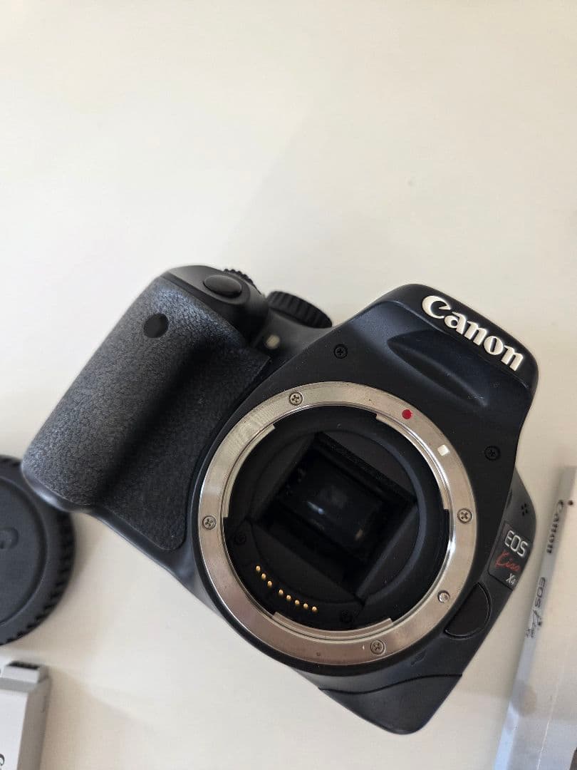 Canon　一眼レフカメラ　EOSKissX4　ジャンク品