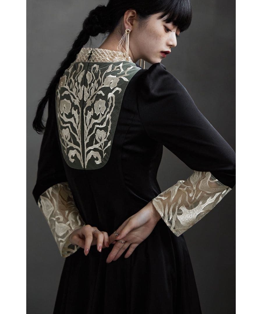 【未使用新品】etoll バック刺繍フレアドレス オケージョンドレス