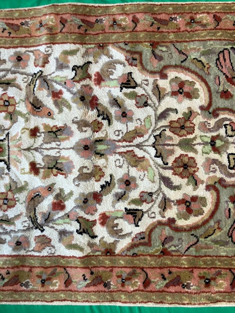 ペルシャ絨毯 ウール 125cm×77cm