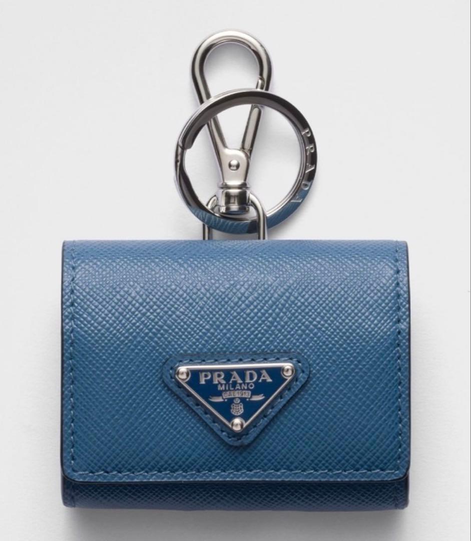 PRADA キーチェーン付 サフィアーノレザー イヤフォンケース