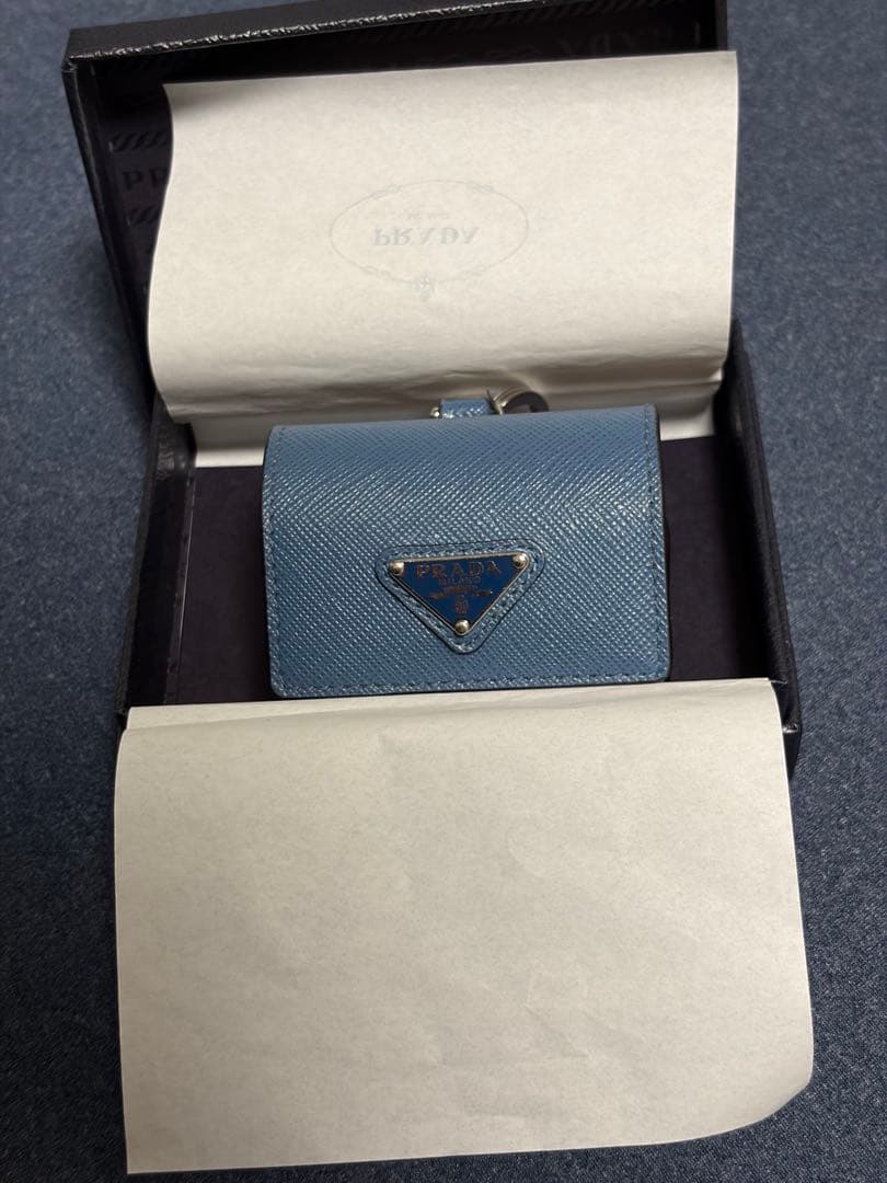 PRADA キーチェーン付 サフィアーノレザー イヤフォンケース