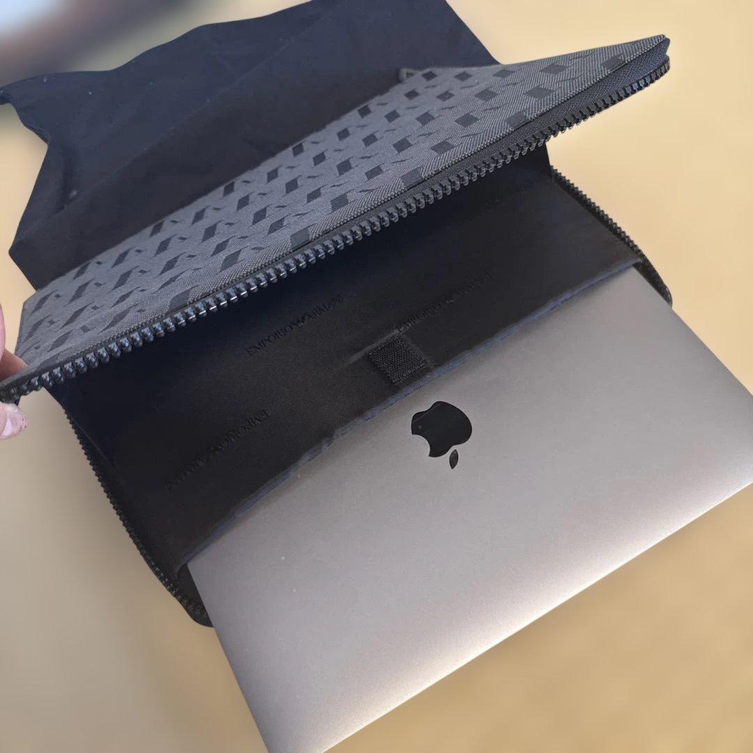 ARMANI パソコンケース