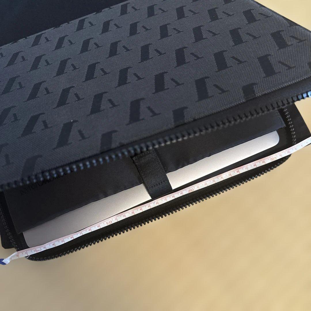 ARMANI パソコンケース