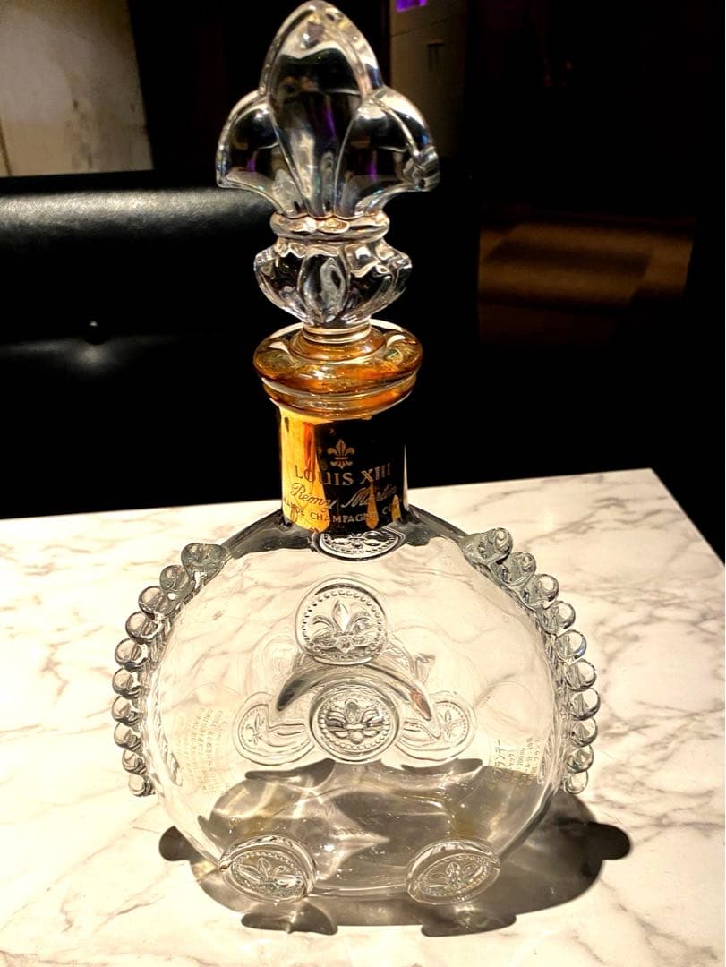ルイ13世　箱無し　バカラクリスタルボトル