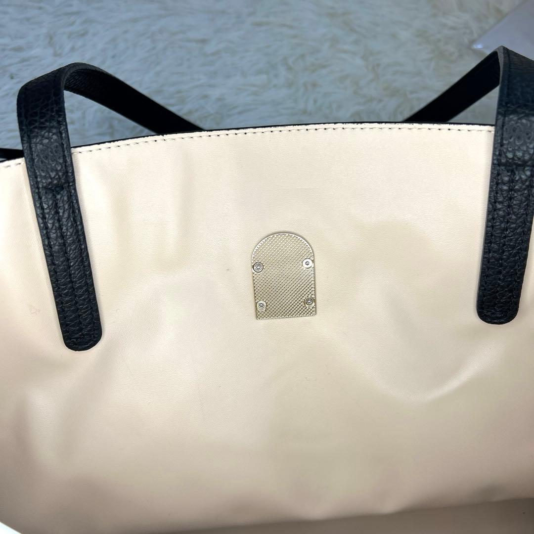 【美品】FULRA フルラ　ソフィア　トートバック　A4サイズ可