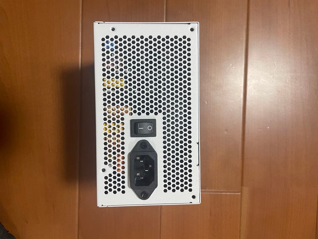 MSI MAG A850GL PCIE5 WHITE 850W 電源ユニット