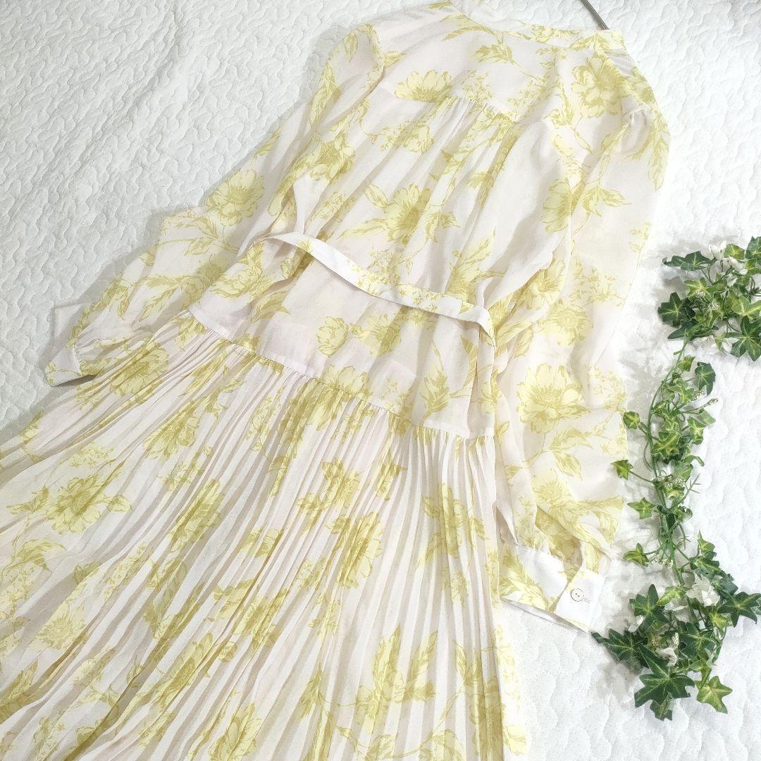 極美品✨ダイアグラム　2025年　フラワープリントプリーツワンピース　ベルト付き