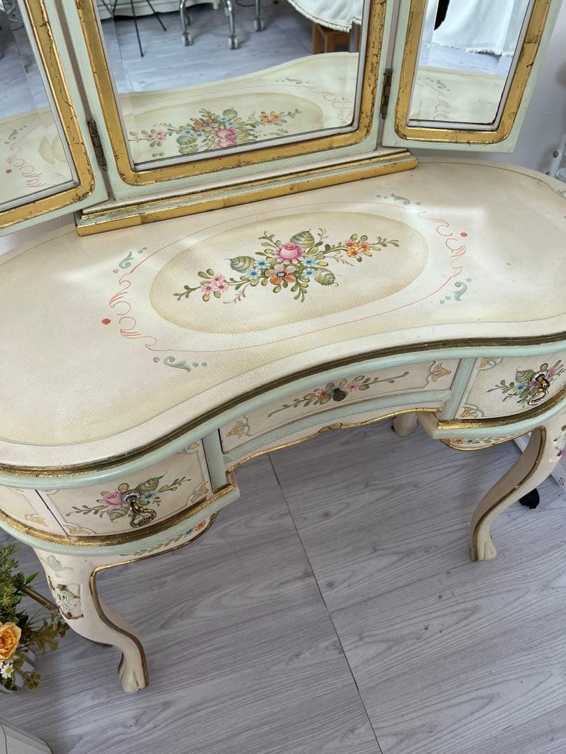 ロココ調　アンティーク　猫足　ドレッサー　三面ミラー