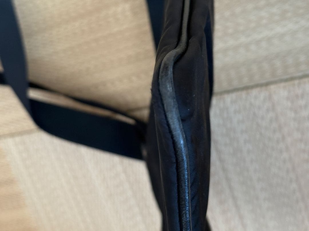 PRADA プラダ　サコッシュ　ナイロン ショルダーバッグ　白タグあり