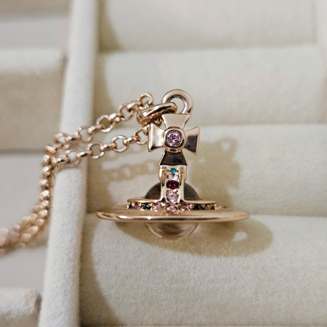 ヴィヴィアンウエストウッド　プチオーブネックレス