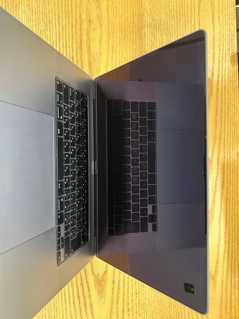 アップル Macbook Pro 16インチ 2019