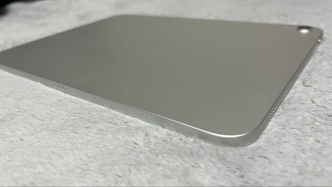 iPad 第10世代 64GB シルバー　NIMASO アンチグレアフィルム付き