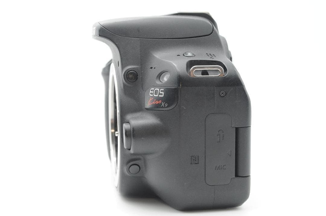 ☆美品⑧☆新春初売りSALE☆ Canon EOS Kiss x9 ダブル