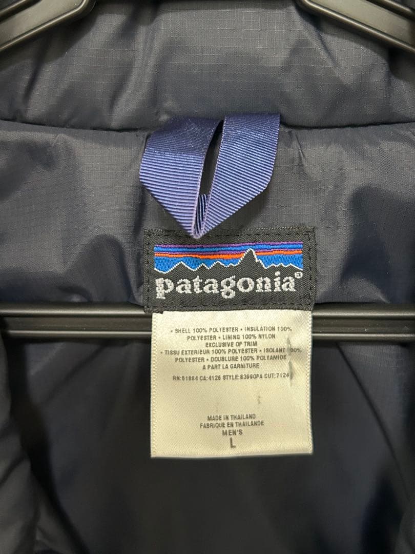 Patagonia（パタゴニア）ダウンジャケット L ネイビー　メンズ