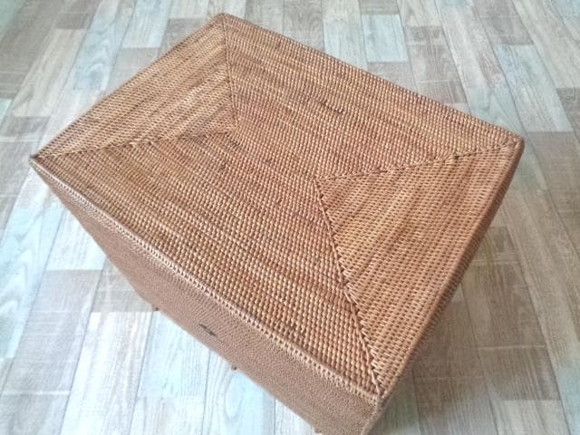 専用売却済●B4長方形ボックス1個●＆エコティッシュ3個●アタ●バリ島