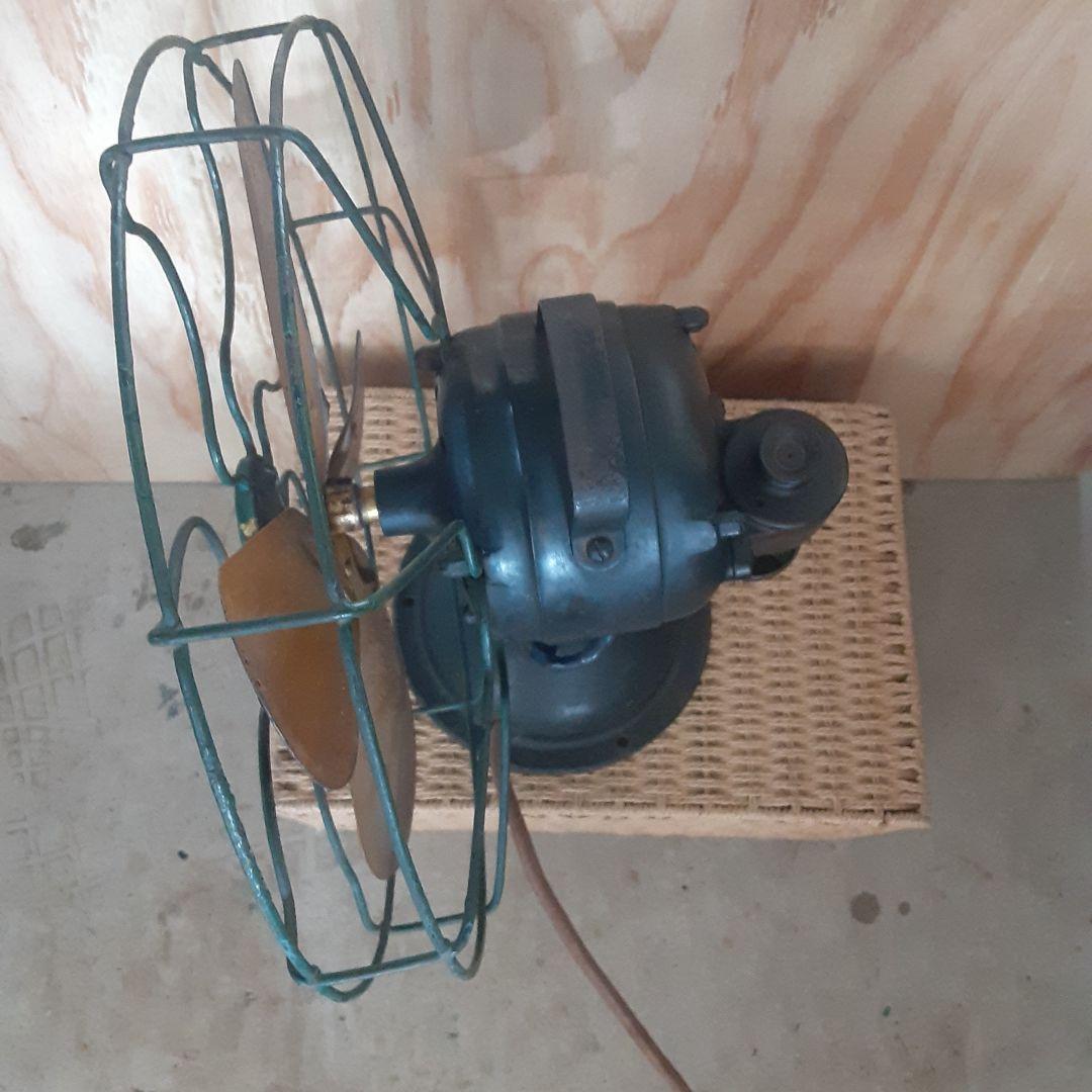 扇風機　ヴィンテージ　旧東芝製　ミニ扇風機