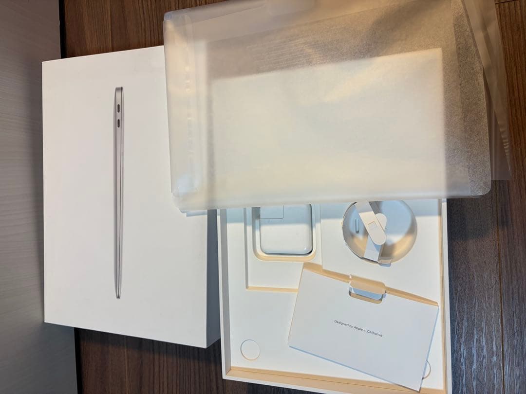 MacBook本体 MacBook Air M1 256GB 8GB 99%