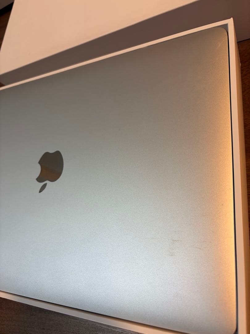 MacBook本体 MacBook Air M1 256GB 8GB 99%