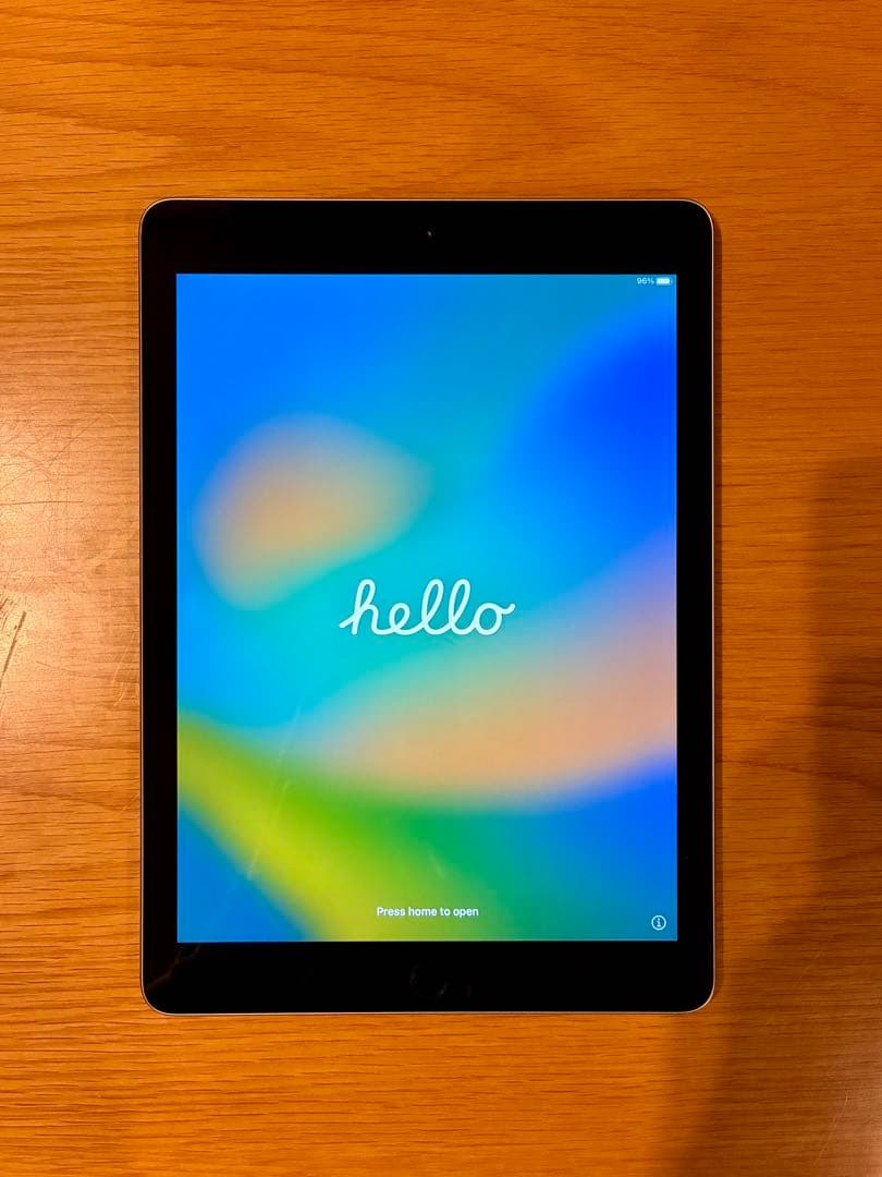 Apple iPad 第5世代 32GB スペースグレイ