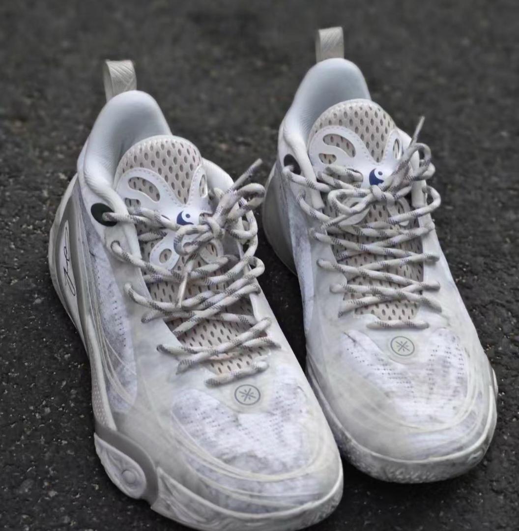 リーニン WOW Dlo1 月ノ岩 US 9