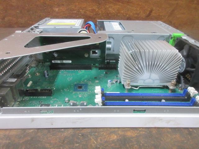 送料込★ 富士通 ESPRIMO D588/VX i7 8th Genジャンク