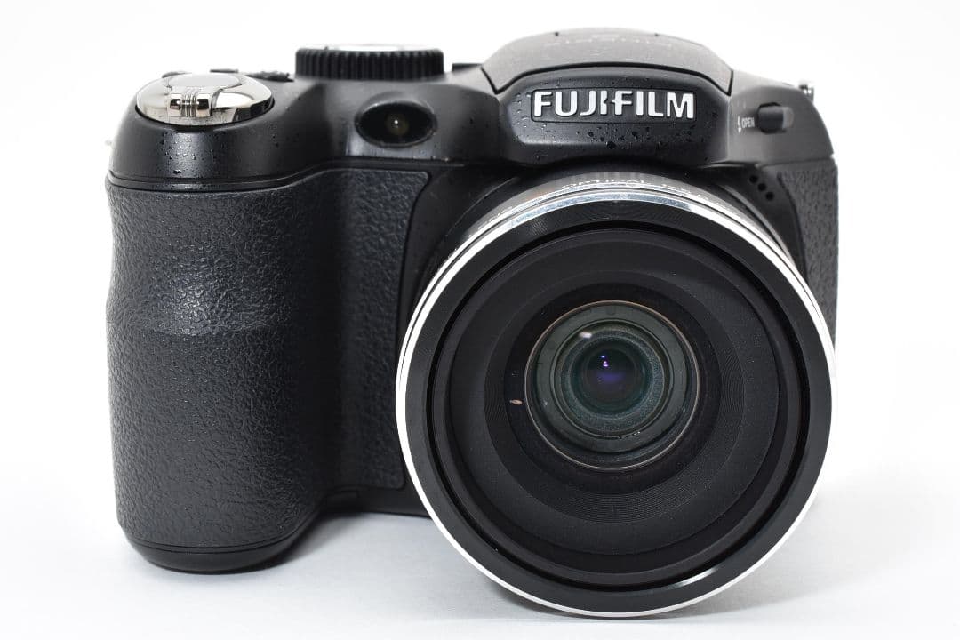 デジタルカメラ FUJIFILM FinePix S2500 HD