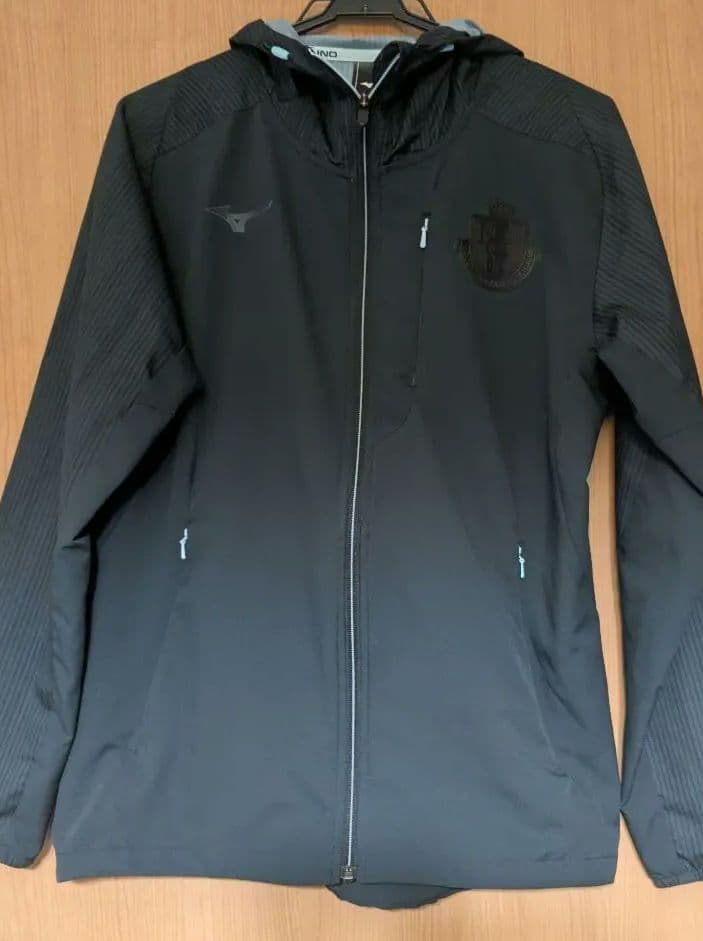 名古屋グランパス　アンセムジャケット　Mサイズ