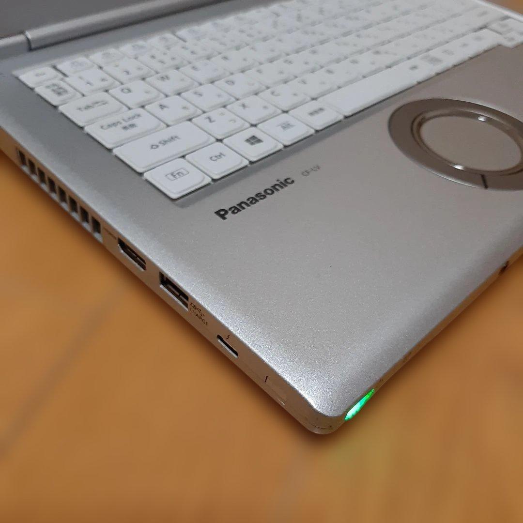 爆速！Panasonic Let's note CF-LV i5第8世代特典多数