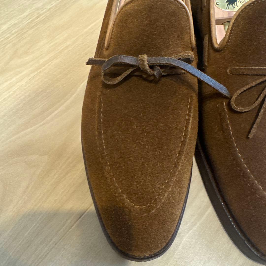 クロケットジョーンズ ブラウン スエード リボンローファー 7E