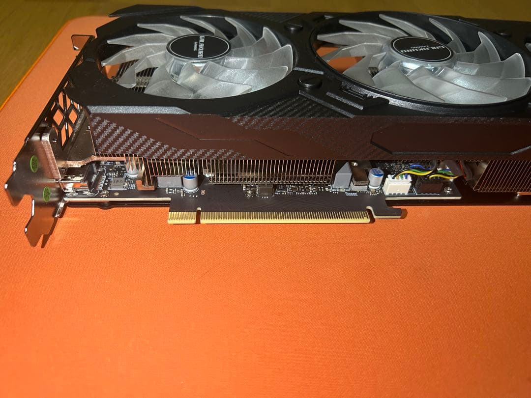 玄人志向 GeForce RTX4070Ti SUPER