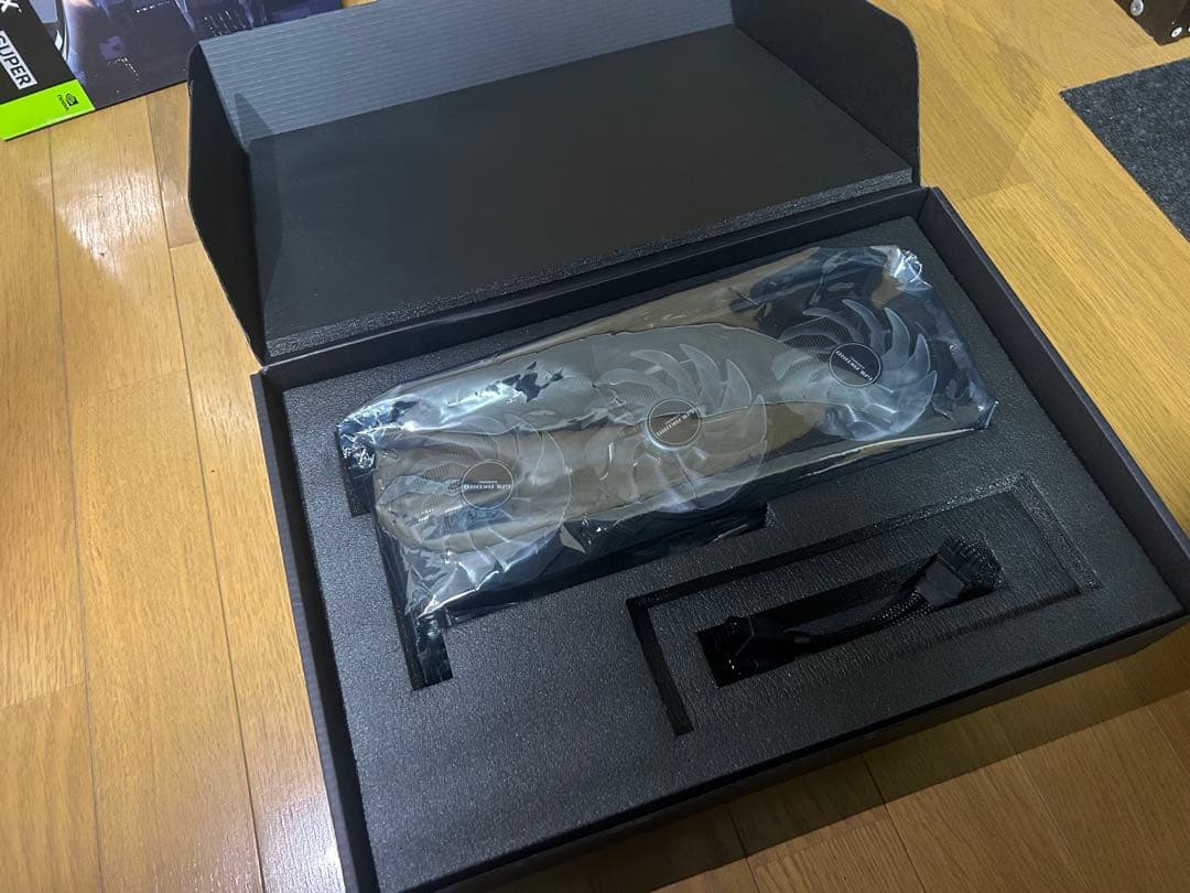 玄人志向 GeForce RTX4070Ti SUPER