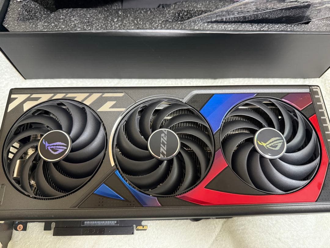 グラフィックボード・グラボ・ビデオカード ROG-STRIX-RTX4070TI-O12G-GAMING 12GB