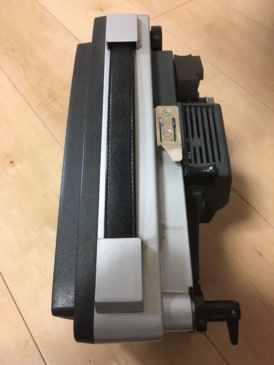 富士フイルムの映写機「JICASCOPE M25」