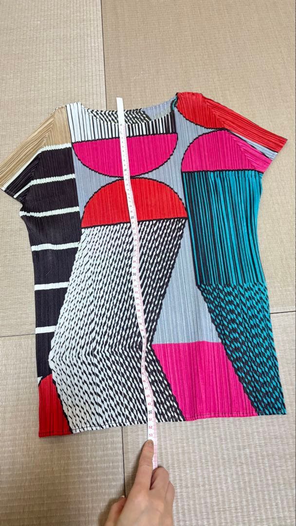 イッセイミヤケ カラフル幾何学模様 半袖Tシャツ