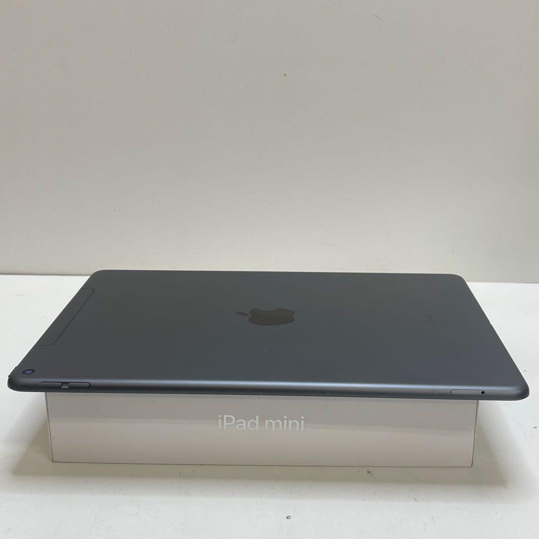 iPad Air 第3世代 64Gb Wi-fi + Cellular 97％