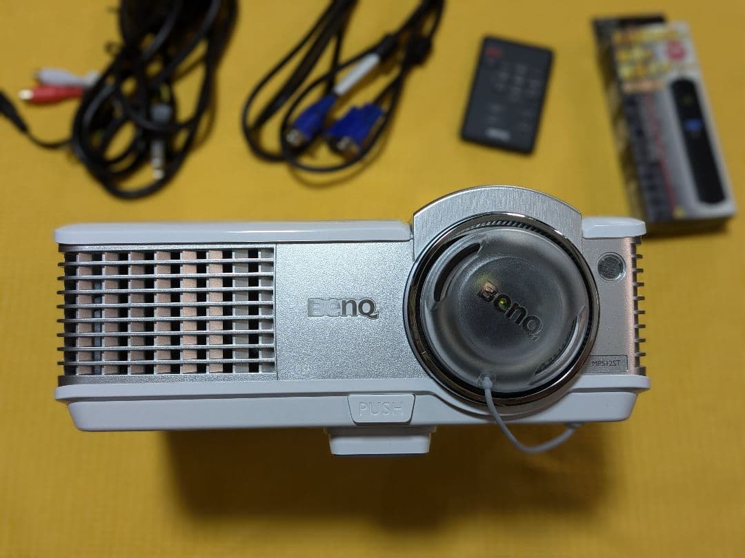 BenQ MP512ST プロジェクター 本体 美品