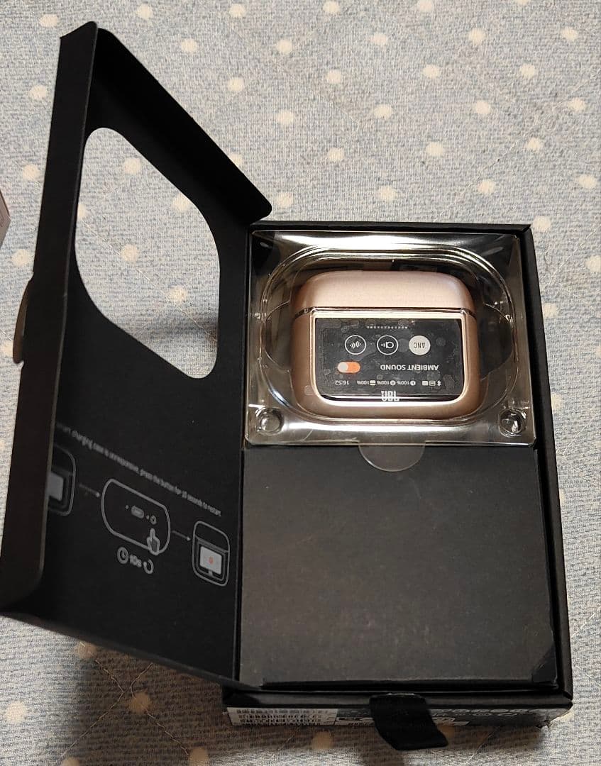 新品未使用　JBL TOUR PRO 3 ワイヤレスイヤフォン ラテ