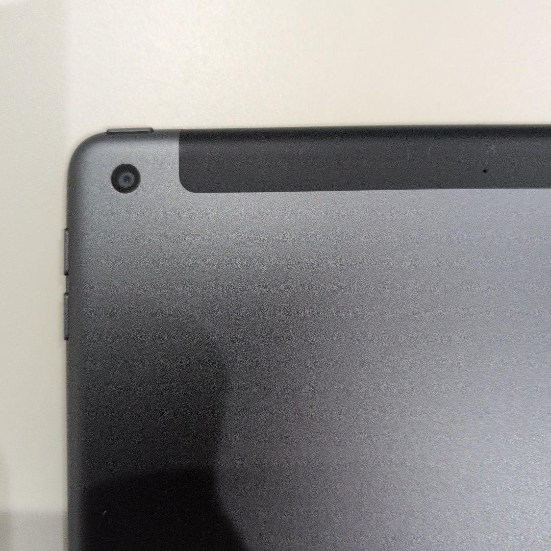 Apple iPad (第8世代) 32GB