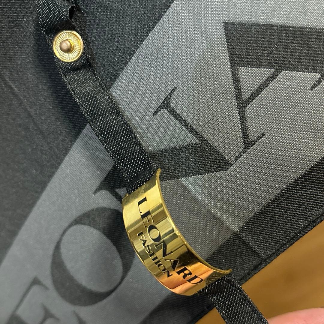 REONARD レオナール　文字ロゴ　晴雨兼用　傘　ブラック　グレー　ゴールド