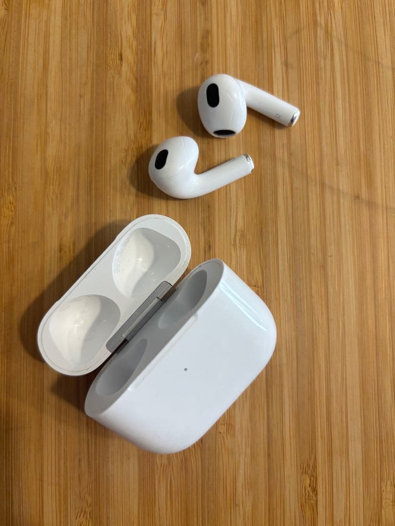 Apple AirPods (第3世代) ホワイト