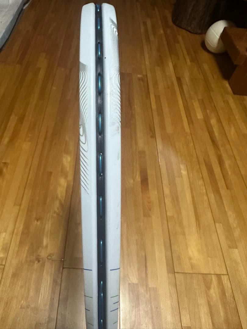 ヨネックス ナノフォース8Vレブ