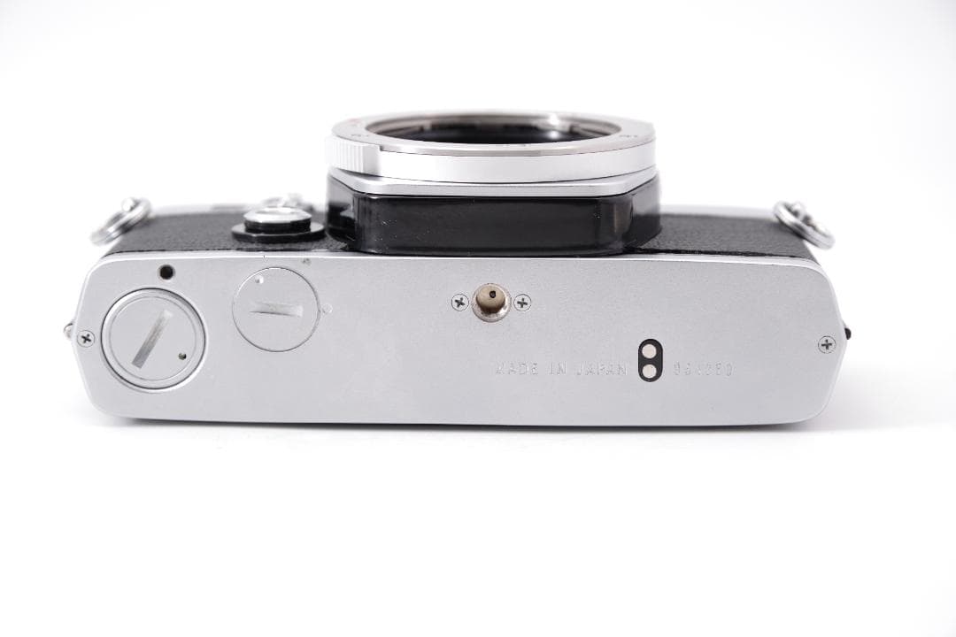 綺麗 OLYMPUS OM-1 シルバー