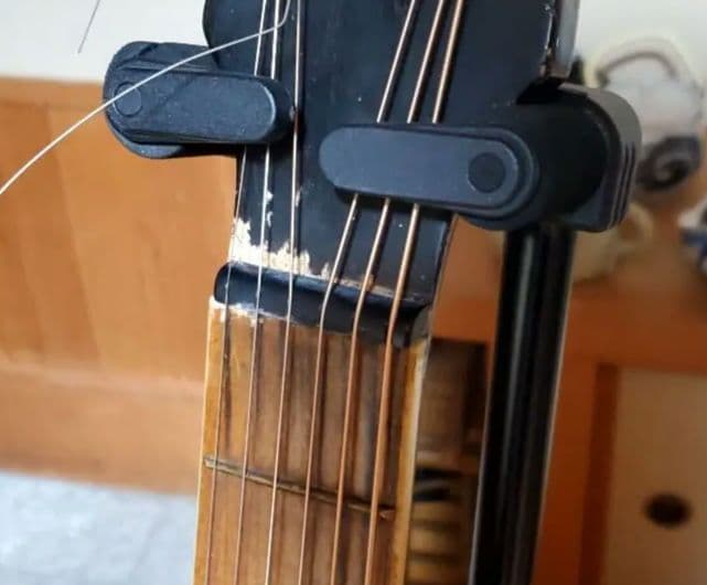 sバイオリン製ピックギターレフティ改造