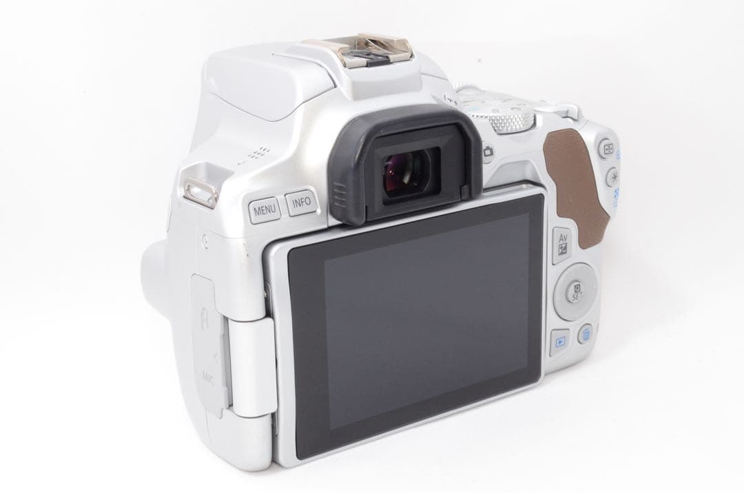 ❤️スマホへ転送❤️Canon EOS Kiss X10 シルバー❤️初心者に最適❤️