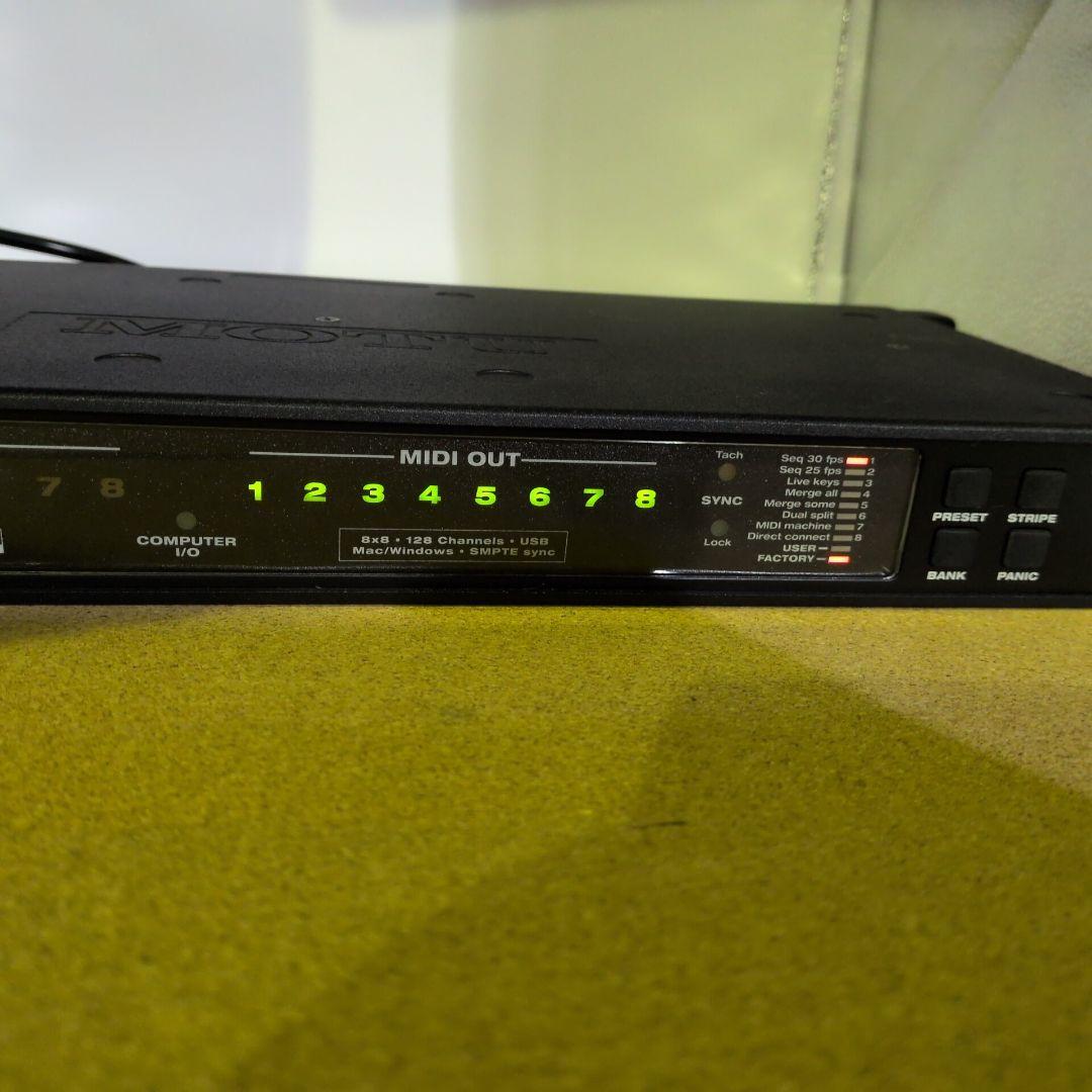 MOTU MIDI express XT MIDIインターフェイス