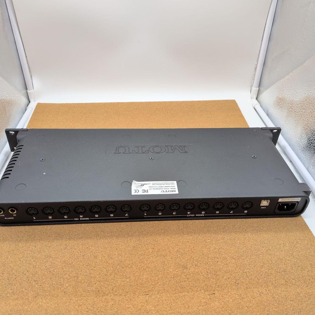MOTU MIDI express XT MIDIインターフェイス