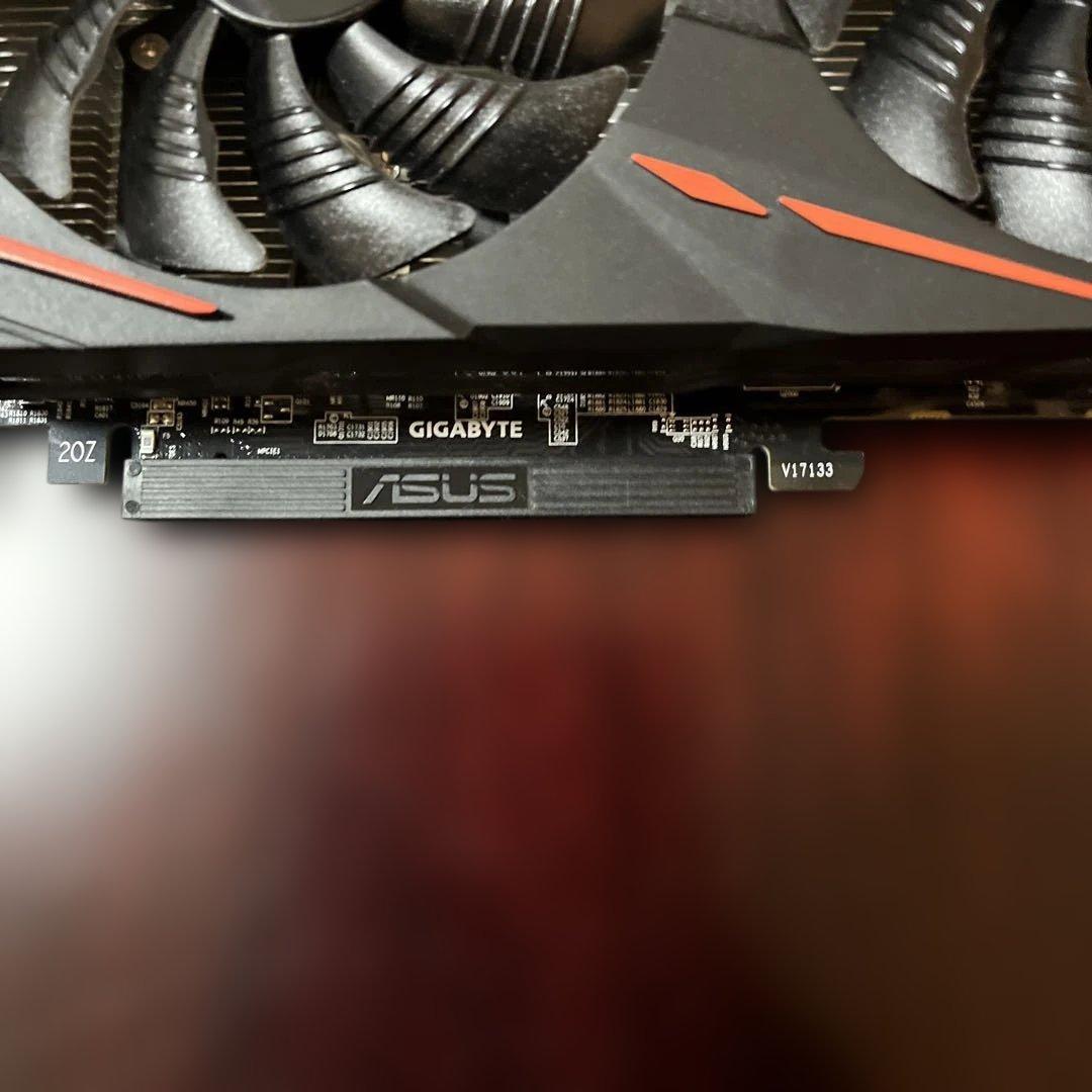 GIGABYTE Radeon RX 590 8GB グラフィックボード